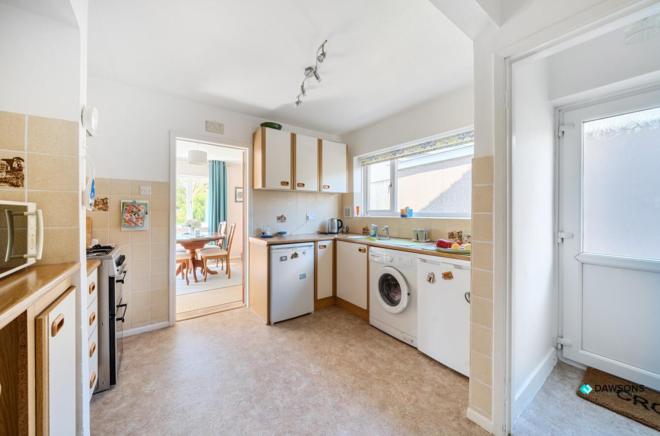 Cambridge Close, Langland, Swansea, SA3 4PF